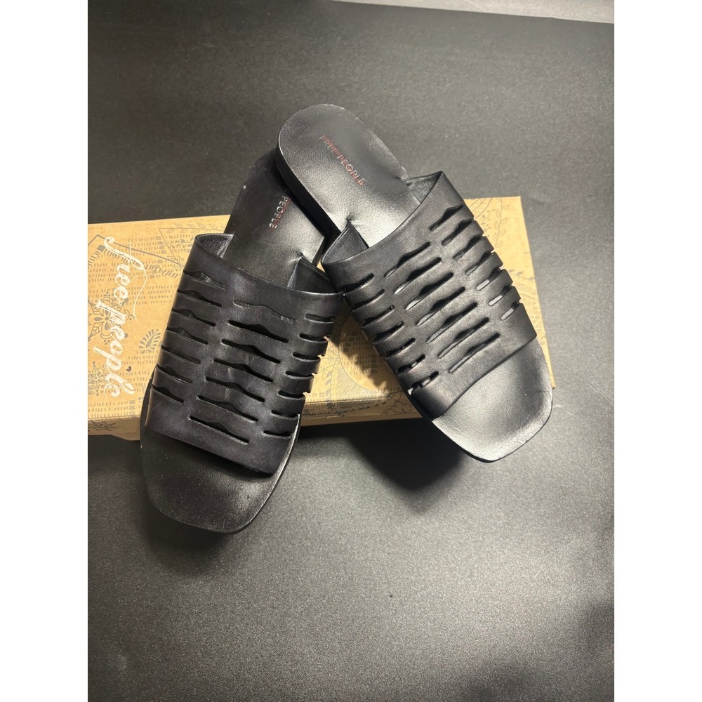 Free People NIB Slice of Sun Leather Sandal in Black Size 6